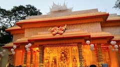 Durga Puja 2021: 'একুশে উৎসব নয়, শুধুই পুজো' থিমে নজর কাড়ছে ত্রিধারা সম্মিলনীর পুজো | Bangla News