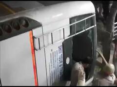Ghaziabad Bus Accident: भाटिया मोड़ फ्लाईओवर से अनियंत्रित होकर पलटी बस, एक की मौत