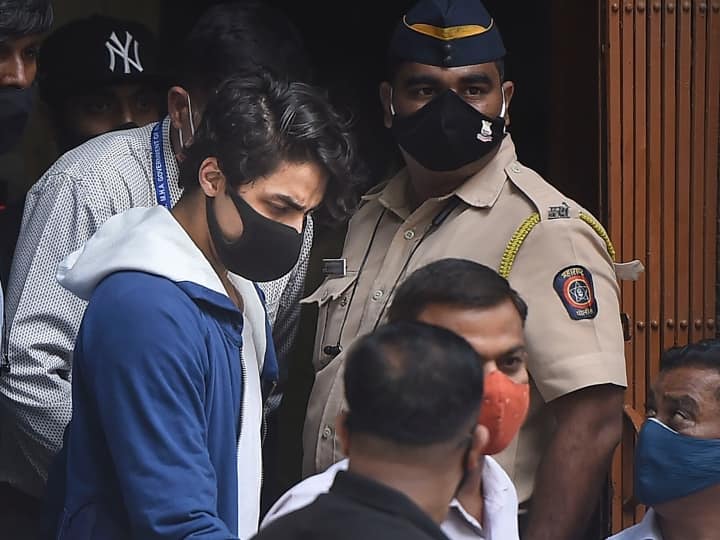 Drugs Case: Probe reveals Aryan Khans role in conspiracy Says NCB ANN Drugs Case: एनसीबी ने व्हाट्सएप चैट की कॉपी कोर्ट को सौंपी, आर्यन खान को लेकर किया ये बड़ा दावा