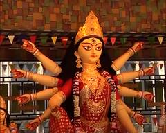 Durga Puja 2021: কোভিড-আবহে থিম 'ছত্রছায়া', 'উদ্ভাবনে সেরা' চোরবাগান সর্বজনীন| Bangla News