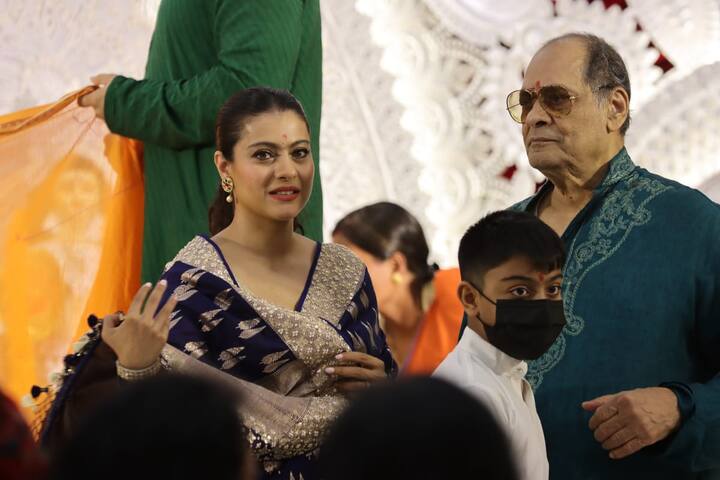 Kajol is celebrating Durga Puja this year with her extended Mukerji family as the actress on Wednesday stepped out to visit puja pandal on Maha Ashtami. [pic credit: Manav Manglani]