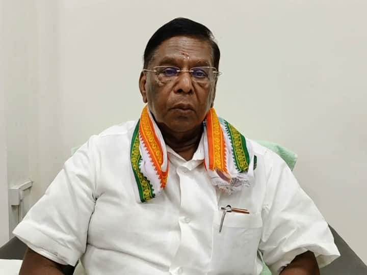 The Central Government is harassing Chief Minister N. Rangasamy just like us - Narayanasamy ’எங்களுக்கு தந்தது போலவே, முதல்வர் என்.ரங்கசாமிக்கும் மத்திய அரசு தொல்லை கொடுக்கிறது - நாராயணசாமி