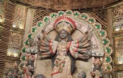 Durga Puja 2021: कोलकाता से लेकर हैदराबाद तक दुर्गा पूजा की धूम