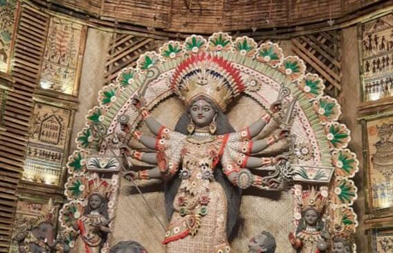Durga Puja 2021: कोलकाता से लेकर हैदराबाद तक दुर्गा पूजा की धूम