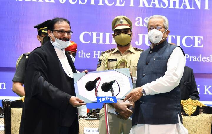 ఏపీ హైకోర్టు సీజేగా జస్టిస్‌ ప్రశాంత్‌ కుమార్‌ మిశ్రా ప్రమాణ స్వీకారం
