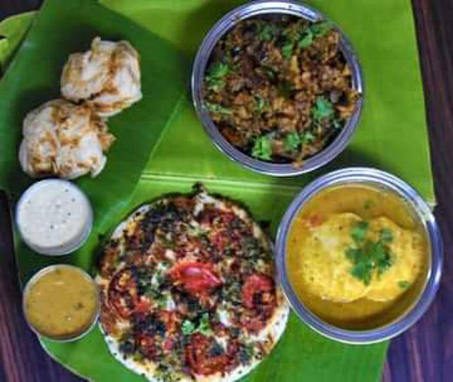 Trichy 'Gurukrupa' mixed with avocado barota, a different spice dosa Guru krupa hotel வெண்ணெய் பரோட்டா, மைசூர் மசாலா தோசை, கல்யாண ரசம்.. கலக்கும் திருச்சி ”குரு க்ருபா” உணவகம்