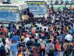 ஒரே நாளில் 2.50 லட்சம் பேர் சென்னையிலிருந்து ‛அவுட்’... தொடர் விடுமுறையால் தென்மாவட்டங்களுக்கு படையெடுப்பு!