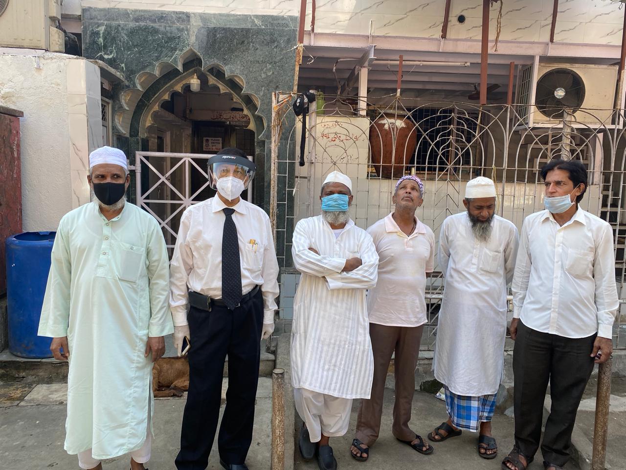 How Muslim Clerics In Dharavi Are Busting Covid Myths To Push Community For Vaccination