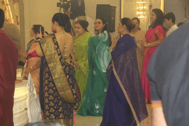 কলকাতার পাশাপাশি জমজমাট মুম্বইয়ের পুজোও।