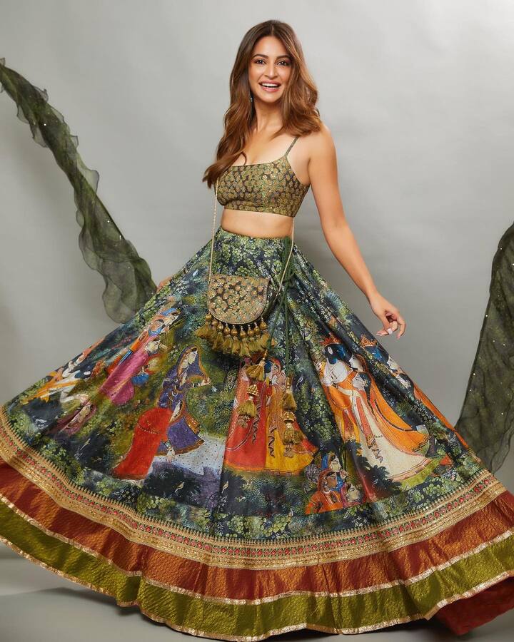 (Image Credit/ kriti kharbanda Instagram) మధ్యలో కొన్ని కన్నడ సినిమాల్లో నటించిన ఈ బ్యూటీ..ప్రస్తుతం బాలీవుడ్ లో అదృష్టాన్ని పరీక్షించుకుంటోంది.