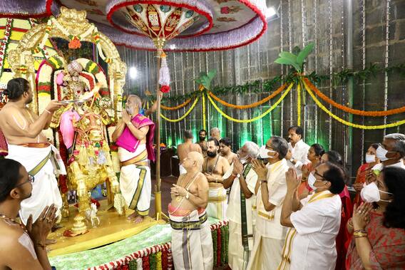 Tirumala Brahmotsavam Photos: సాలకట్ల బ్రహ్మోత్సవాల్లో భాగంగా అశ్వ వాహనంపై శ్రీ మలయప్ప స్వామి