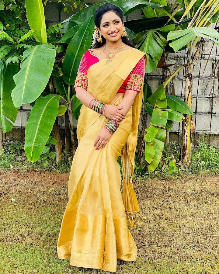 బుల్లితెర పేక్షకులకు తన అందంతోనే కాదు నటనతోనూ ఆకట్టుకుంటోంది బ్యూటీ ఆషిక (Image: Ashika Gopal Padukone Instagram)