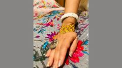 Durga Puja 2021: দুর্গাপুজোয় অভিনেত্রী স্বস্তিকা মুখোপাধ্যায়ের বিশেষ 'সাজুগুজু'