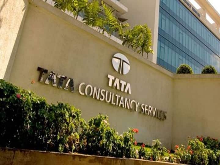 TCS Q1 Results Profit Rises By 5% To 9478 Crore Rupees, Declares 8 Rupees Per Share Dividend TCS Q1 Results: 2022-23 की पहली तिमाही में TCS का मुनाफा 5% बढ़कर 9,478 करोड़ रुपये रहा,  8 रुपये प्रति शेयर डिविडेंड घोषित