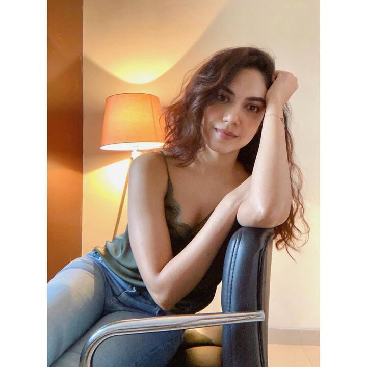 (Image credit: Instagram) ఇన్ స్టాలో ఎప్పటికప్పుడు హాట్ హాట్ ఫోటోలను అప్ లోడ్ చేస్తోంది.