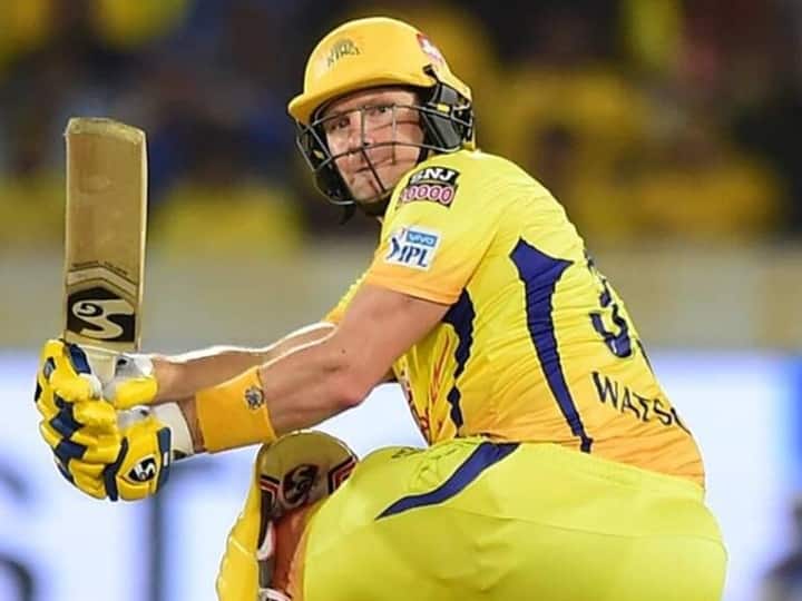 साल 2016 और 2017 में नाकाम रहने के बाद CSK ने एक बार फिर 2018 के IPL फाइनल में अपना स्थान पक्का किया था. मुंबई के वानखेड़े स्टेडियम में खेले गए इस खिताबी मुकाबले में धोनी की टीम ने सनराइजर्स हैदराबाद (SRH) को 8 विकेट से मात दी थी. CSK के लिए फाइनल में 57 गेंदों पर नाबाद 117 रनों की जानदार पारी खेलने वाले शेन वॉटसन को प्लेयर ऑफ द मैच चुना गया था. 