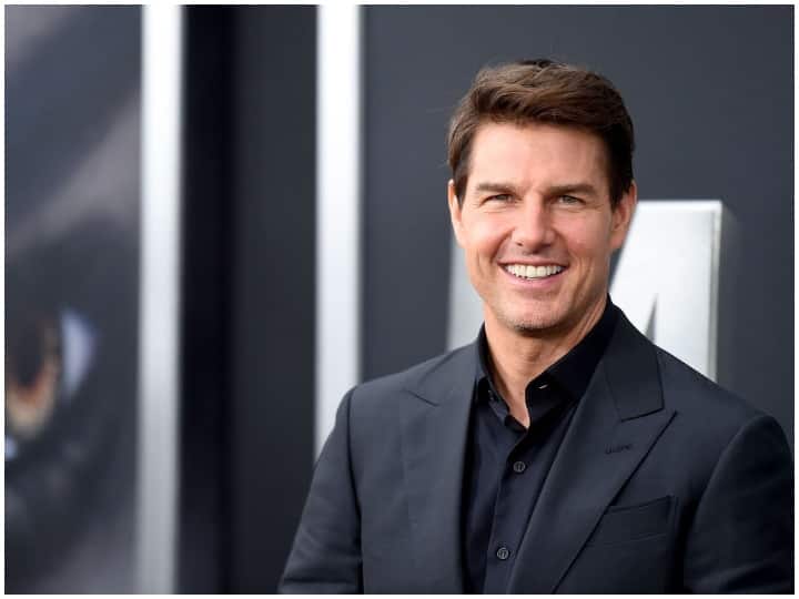 Tom Cruises latest pictures went viral on social media Tom Cruise Viral Photos: Tom Cruise  की लेटेस्ट तस्वीरें हुई सोशल मीडिया पर वायरल, हॉलीवुड के 'हैंडसम हंक' के नए लुक ने किया फैंस को हैरान