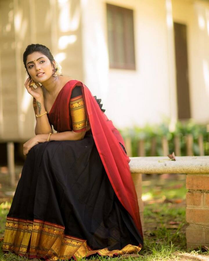 (Courtesy : Instagram) ఈ మధ్యకాలంలో గ్లామర్ డోస్ బాగా పెంచింది ఈ తెలుగమ్మాయి.
