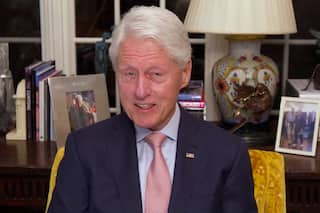 Epstein Files માં મોટો ધડાકો, ક્લિન્ટન અને બુશે યુવક પર કર્યો હતો બળાત્કાર! ટ્રમ્પનું નામ પણ ખુલ્યું