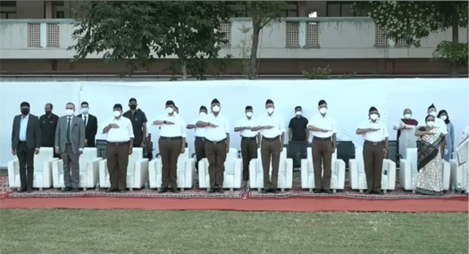 गेल्यावेळी लोकसभा निवडणुकीच्या पार्श्वभूमीवर सरसंघचालकांनी 100 टक्के मतदान आणि नोटा न करण्याचे आवाहन केले होते. (photo tweeted by : @friendsofrss)