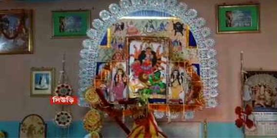 Durga Puja 2021: নবমীর রাতে বীরভূমের সিউড়ির তাপাইপুরে ২৫০ বছরেরও বেশি পুরনো দুর্গা মন্দিরে চুরি | Bangla News