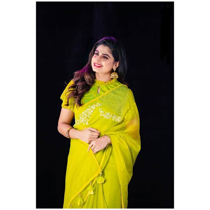 అత్తారింట్లో అక్కచెల్లెలు నటి చైత్ర రాయ్ లేటెస్ట్ ఫోటోస్(Image/Chaithra Rai Instagram)