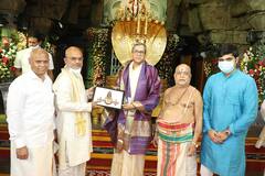 Tirumala: తిరుమల శ్రీవారి సేవలో సీజేఐ జస్టిస్ ఎన్వీ రమణ..