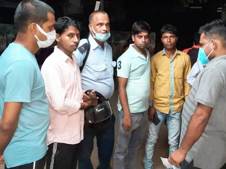 Arrah Road Accident: सड़क दुर्घटना में व्यवसायी की मौत, बाइक पर पीछे बैठा स्टाफ जख्मी, फतेहपुर के पास हादसा