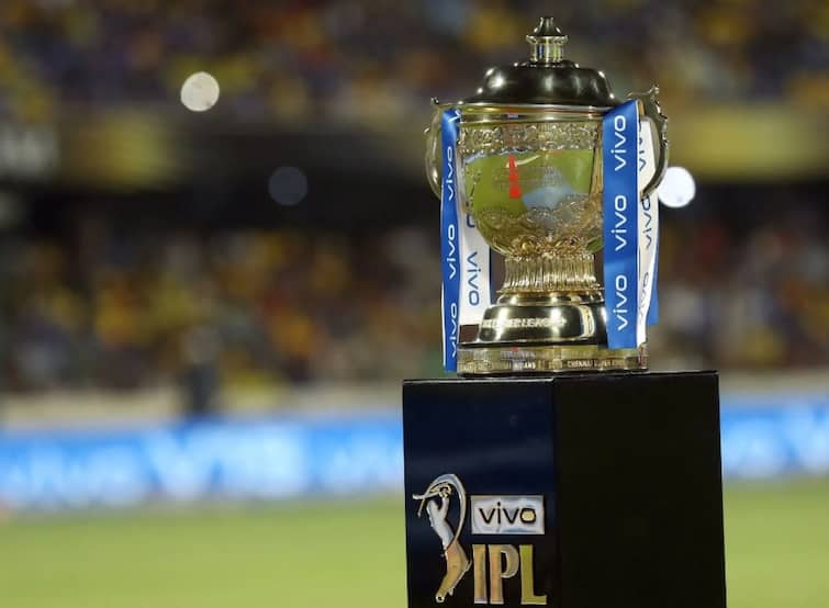 IPL Teams Can Retain Upto 4 Players From Their Current Squad Before 2022 Auction: Report IPL Teams Update: নতুন মরসুমে আইপিএলের নিলামের আগে কী সিদ্ধান্ত নিল বোর্ড?