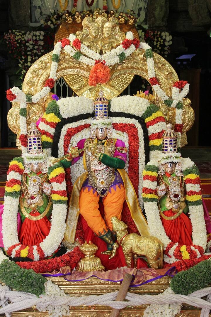 ధ్వజావరోహణంతో ముగిసిన శ్రీవారి బ్రహ్మోత్సవాలు