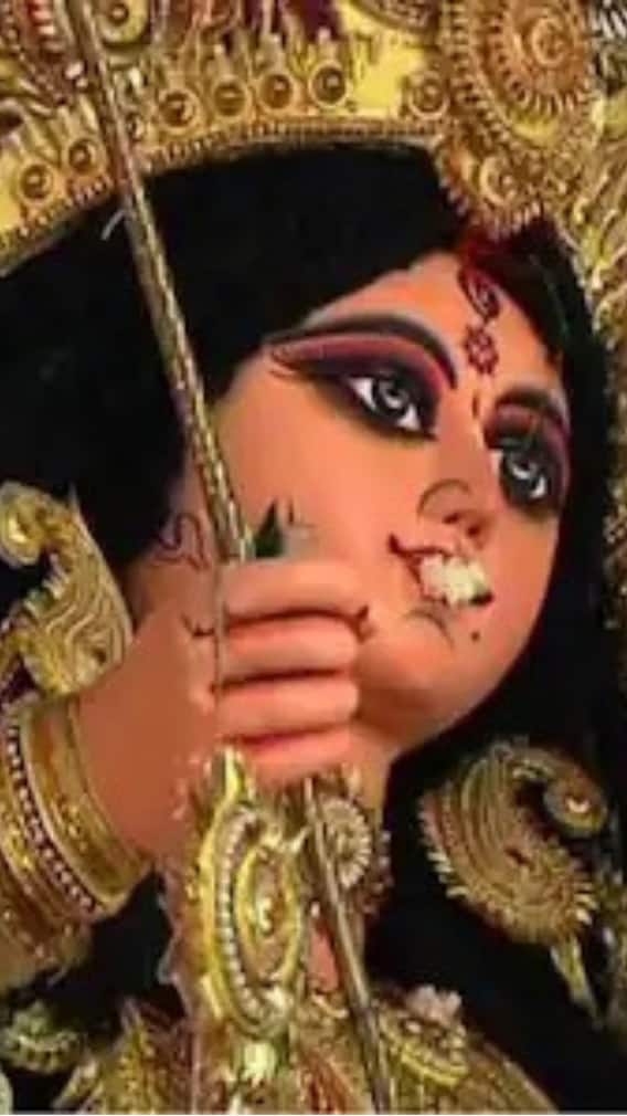 প্রিয়জনকে পাঠান বিজয়া দশমীর শুভেচ্ছা