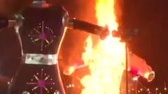 Arvind Kejriwal performs 'Ravan Dahan' at 'Lav Kush Ramlila'