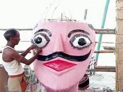 अमरोहा में आपसी सौहार्द का संदेश, मुस्लिम कारीगर बना रहे रावण, मेघनाथ और कुंभकरण का पुतला