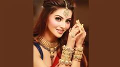 Urvashi Rautela : বিজয়া দশমীর দিনে নিজের নতুন ছবির নাম ঘোষণা উর্বশীর