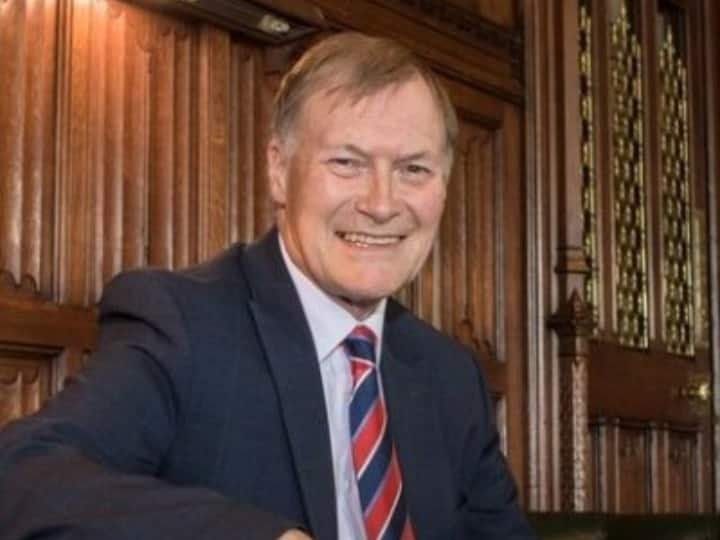 Briton MP David Amess killing was terrorist incident, London Police say MP David Murder :   ఎంపీ డేవిడ్ అమీస్ హత్య ఉగ్రవాదుల పనే.. లండన్ పోలీసుల ప్రకటన !