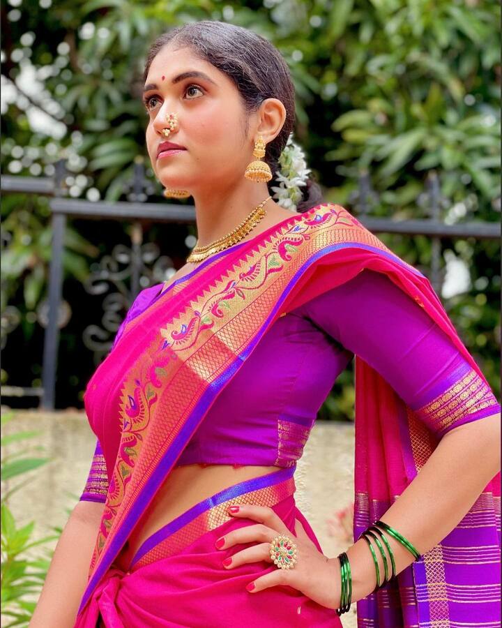 रिंकूचे सोशल मीडियावरील फोटो नेटकऱ्यांचे लक्ष वेधतात. (photo credit: rinku rajguru:instagram)