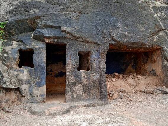 శిధిలమవుతున్న రెండో శతాబ్థం నాటి బౌద్ద గుహలు.. ఎక్కడంటే?