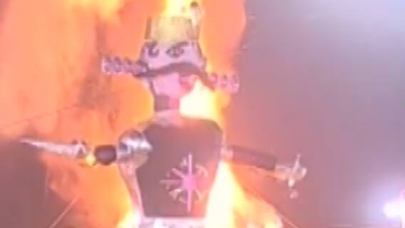 ફટાફટ: દિલ્લીના મુખ્યમંત્રી અરવિંદ કેજરીવાલે રાવણ દહન કર્યું, જુઓ ગુજરાતી ન્યુઝ