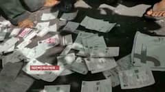 Voter ID: অশোকনগরে নর্দমায় মিলল বস্তা বস্তা ভোটার আই কার্ড | Bangla News