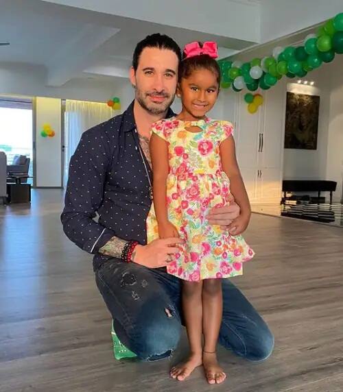 মুম্বইয়ের নতুন বাড়িতে ঘনিষ্ট অতিথিদের উপস্থিতিতে নিশার জন্মদিন সেলিব্রেট করলেন তাঁরা।