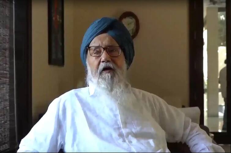 Punjab Breaking News: Former Punjab Chief Minister Parkash Singh Badal has been brought to the DMC Hospital in Ludhiana Parkash Singh Badal in Hospital: ਸਾਬਕਾ ਮੁੱਖ ਮੰਤਰੀ ਬਾਦਲ ਨੂੰ ਲਿਆਂਦਾ ਲੁਧਿਆਣਾ ਦੇ ਡੀਐਮਸੀ ਹਸਪਤਾਲ