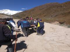 केदारनाथ-गौरीकुंड के बीच भैरव गधेरा में गिरा श्रद्धालु, एसडीआरएफ के रेस्कयू के बाद बची जान