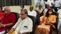 UP Elections: 2022 को फतेह करने में जुटी BJP, Dharmendra Pradhan ने लिया कई जिलों में जायजा