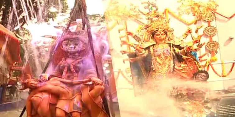 Durga Puja 2021 environment-friendly immersion idols were melted by using water from hosepipe Durga Puja 2021 : এবার পরিবেশ বাঁচিয়ে প্রতিমা বিসর্জন, হোসপাইপে জল দিয়ে গলিয়ে দেওয়া হল মূর্তি