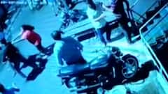 અમદાવાદ: વાડજમાં રૂમ ભાડે લેવાની બાબતે તોડફોડ, જુઓ ગુજરાતી ન્યુઝ