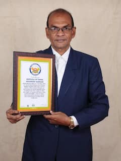 Micro Artist : పండగ ఏదైనా ఆయన చూసే స్టైల్‌ డిఫరెంట్.. అందుకే నెల్లూరులో ఫేమస్‌