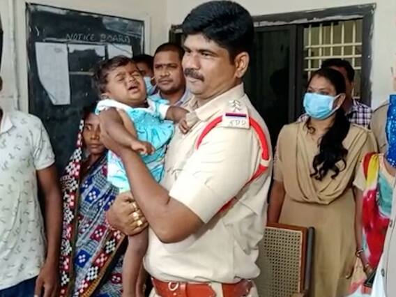 Kidnap Case: అమ్మ చెంతకు చిన్నారి.. అపహరణకు గురైన పాప దొరికింది