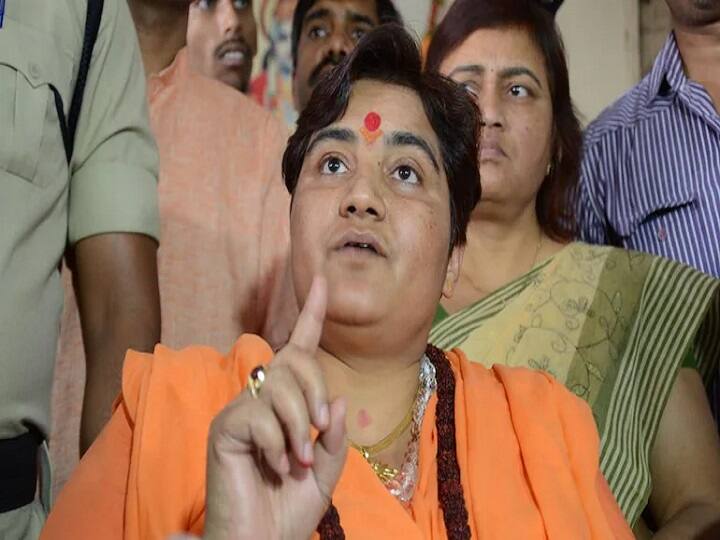 Pragya Thakur terms man who shot her kabaddi video as 'Ravana' Pragya Thakur | ‘நான் கபடி ஆடுவதை வீடியோ எடுத்தவர் ஒரு ராவணன்': சாபம் விட்ட பிரக்யா சிங் தாகூர்!!