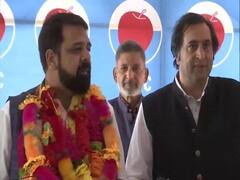 Hilal Rather Joins PC: फारूक अब्दुल्ला की पार्टी NC को झटका, Hilal Rather पीपुल्स कॉन्फ्रेंस में हुए शामिल