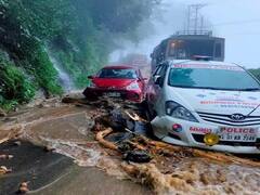 Kerala rains | கேரளாவை புரட்டி போடும் மழை.. நிலைகுலைய வைக்கும் புகைப்படங்கள்!